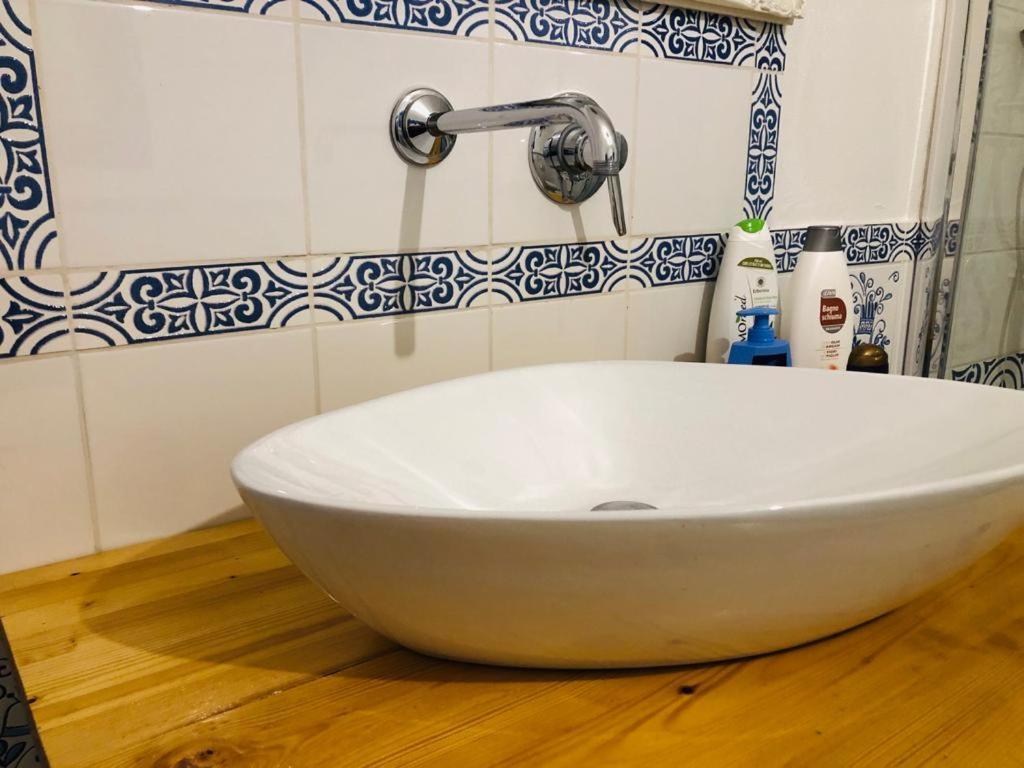 Casa Eleonora - Family Holiday Home Near Beach Bosa Eksteriør bilde